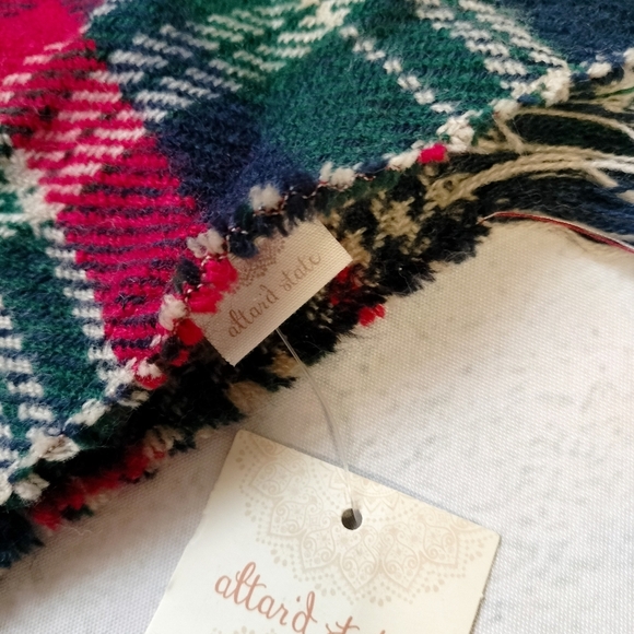 Altar’d State Women's Scarf Tassel Plaid Checks Houndstooth Reversible TAG - Picture 8 of 11